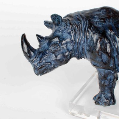 «Savane» Rhinocéros bronze patine bleue nuancée